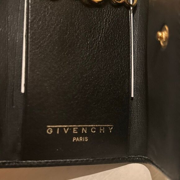 Givenchy Bifold Key Holder Case Black Leather Gold Key Slots Luxury Professional - Picture 7 of 13